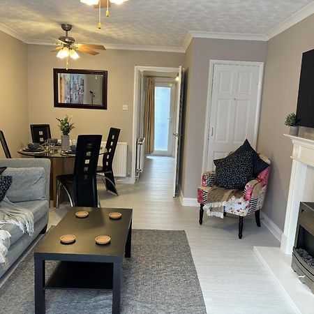 Cosy Corner - 2 Beds, Free Parking, Next To Southampton General Hospital Villa Exterior foto